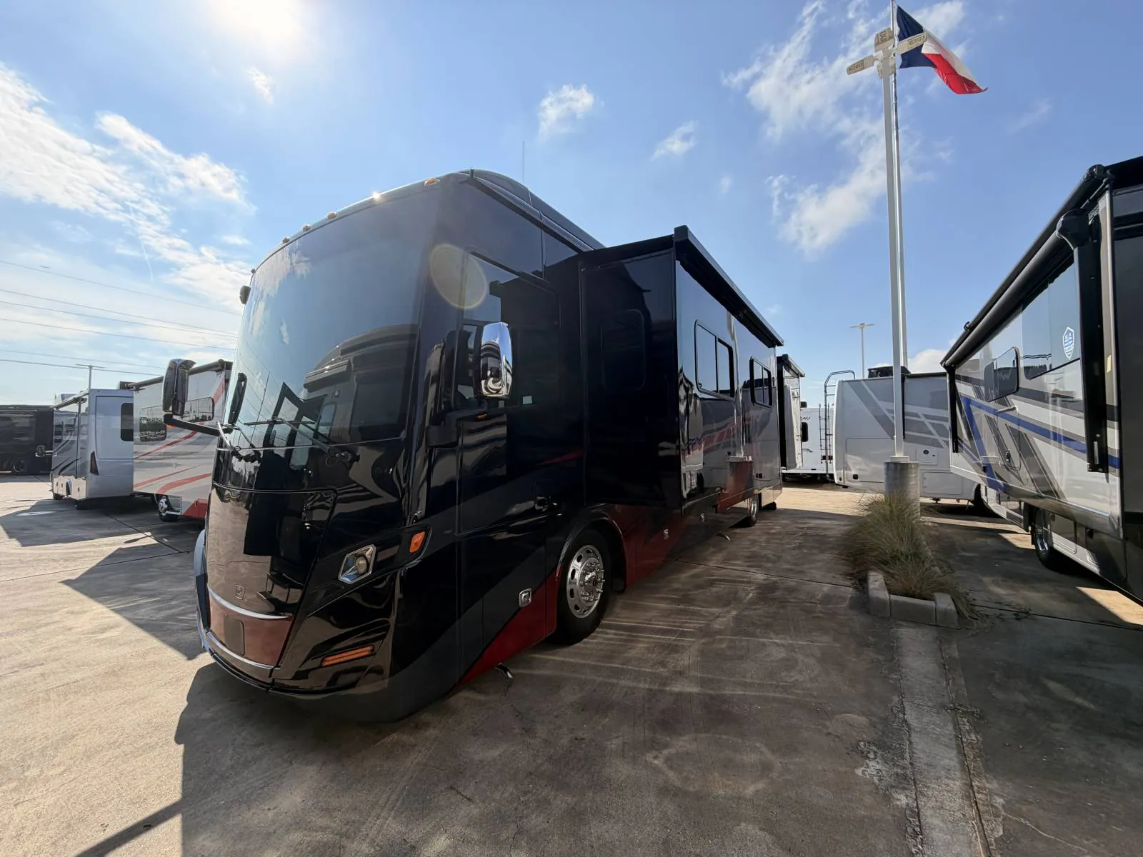 2022 Tiffin Allegro Red 38 KA - Photo 2