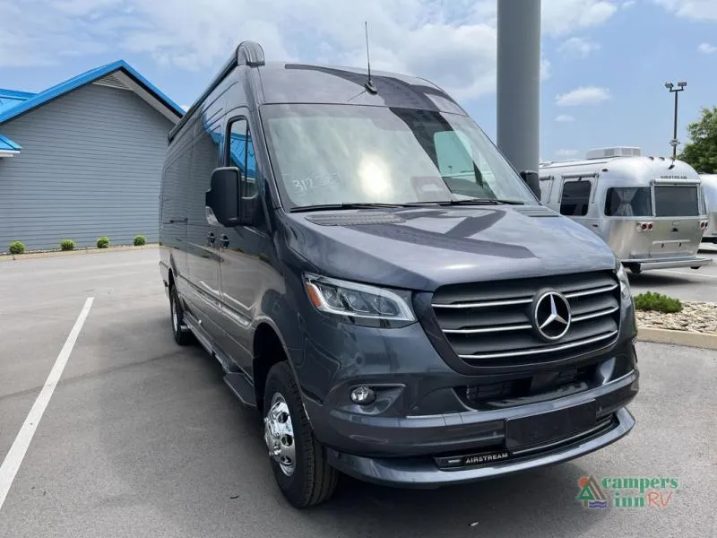 2025 Airstream Interstate 24GL - Photo 2