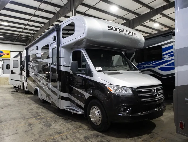 2025 Forest River Sunseeker MBS 2400BDS - Photo 2