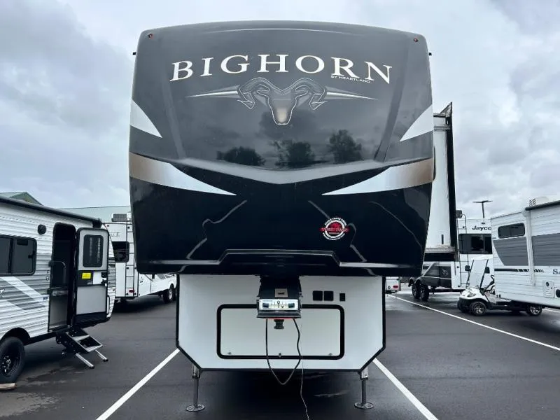 2020 Heartland Bighorn 3850ML - Photo 2