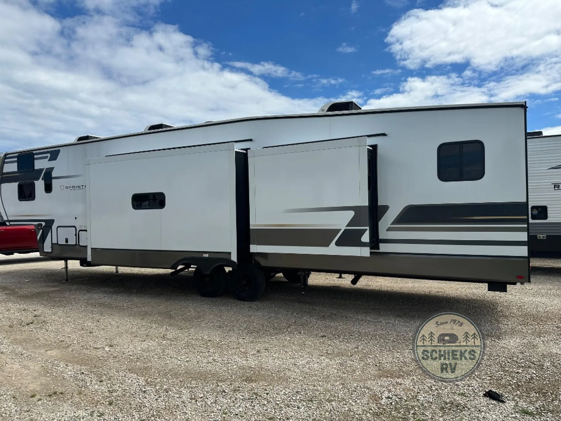 2026 Keystone Sprinter 3980FBS - Photo 4