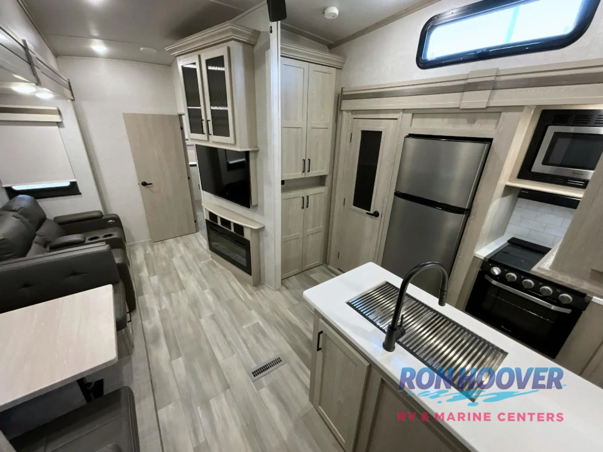2022 Forest River Rockwood Ultra Lite 2892RB - Photo 3