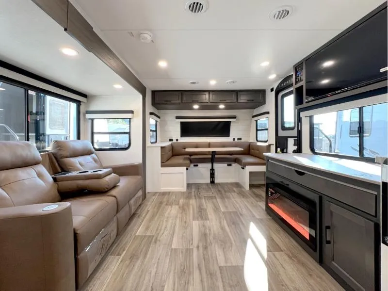 2026 Venture RV Stratus 282VFD - Photo 3