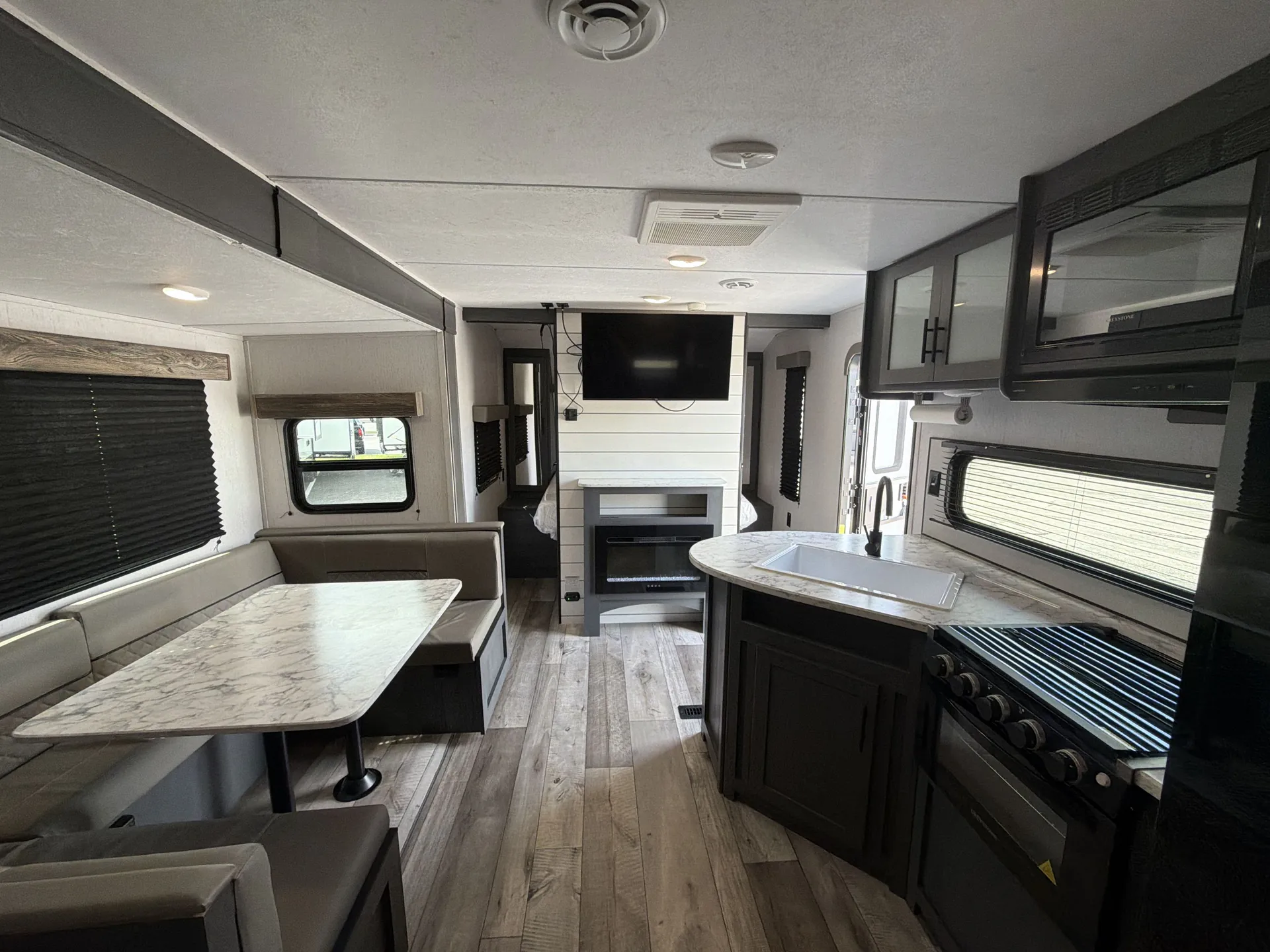 2023 Dutchmen Aspen Trail LE 23BHWE — living area main