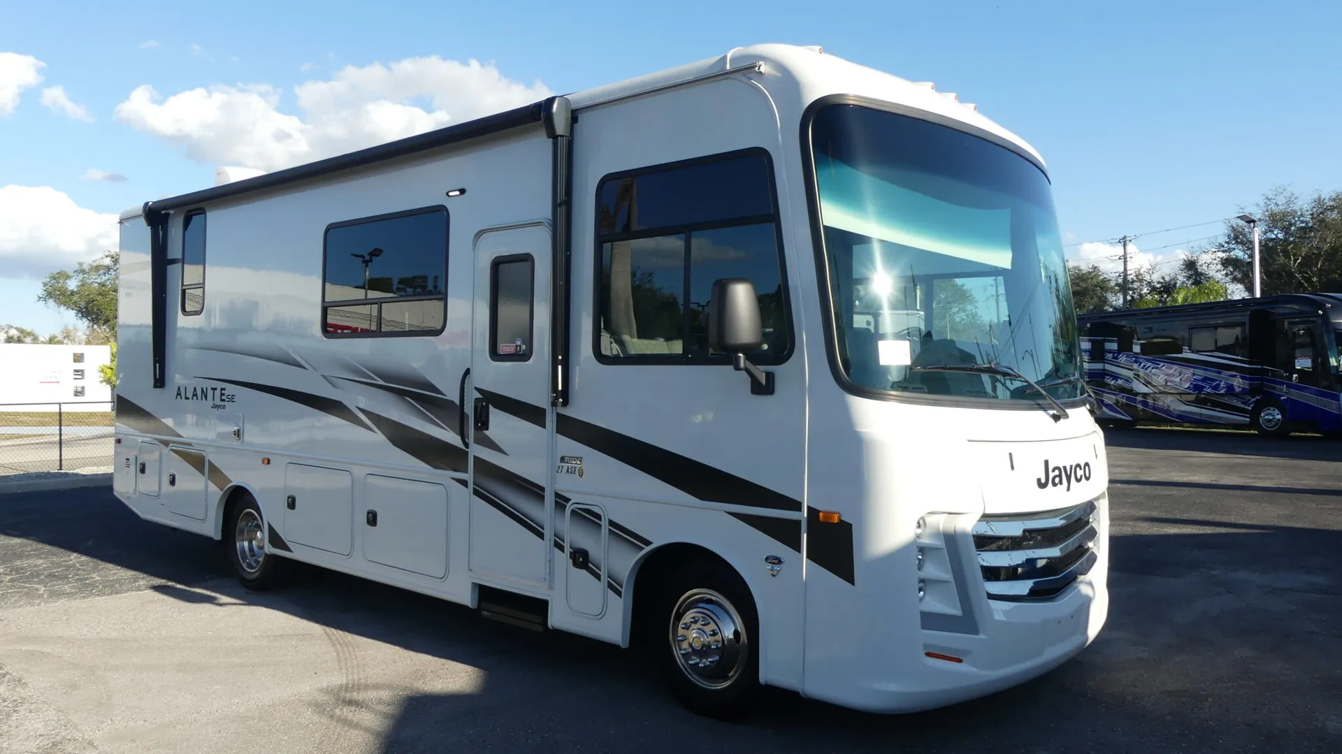 2025 Jayco Alante SE 27ASE - Photo 2