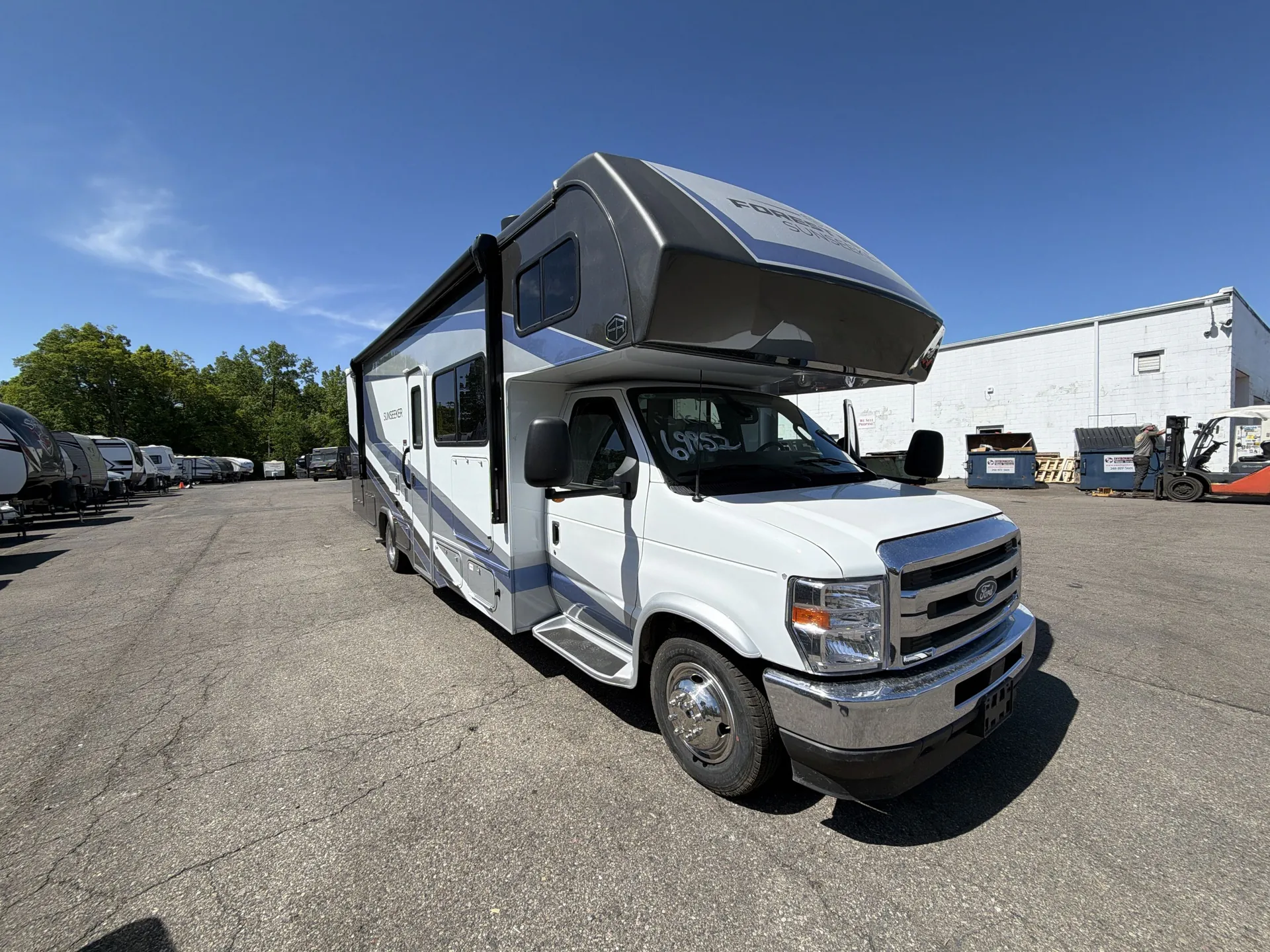 2027 Forest River Sunseeker 3050S