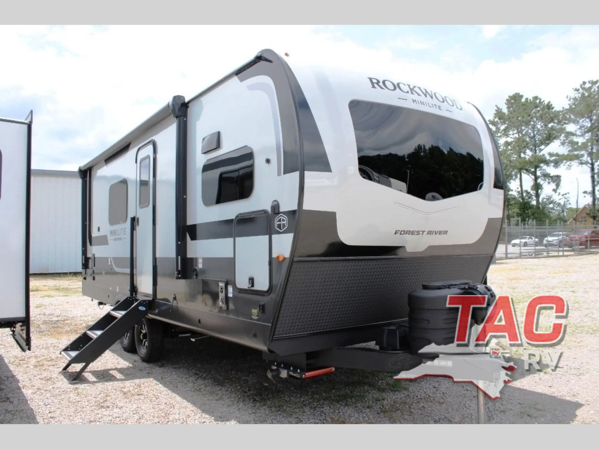 2027 Forest River Rockwood Mini Lite 2523MBR