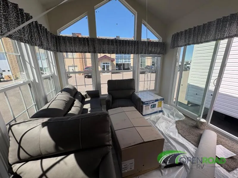 2026 Champion Homes Highland 405 - Photo 4