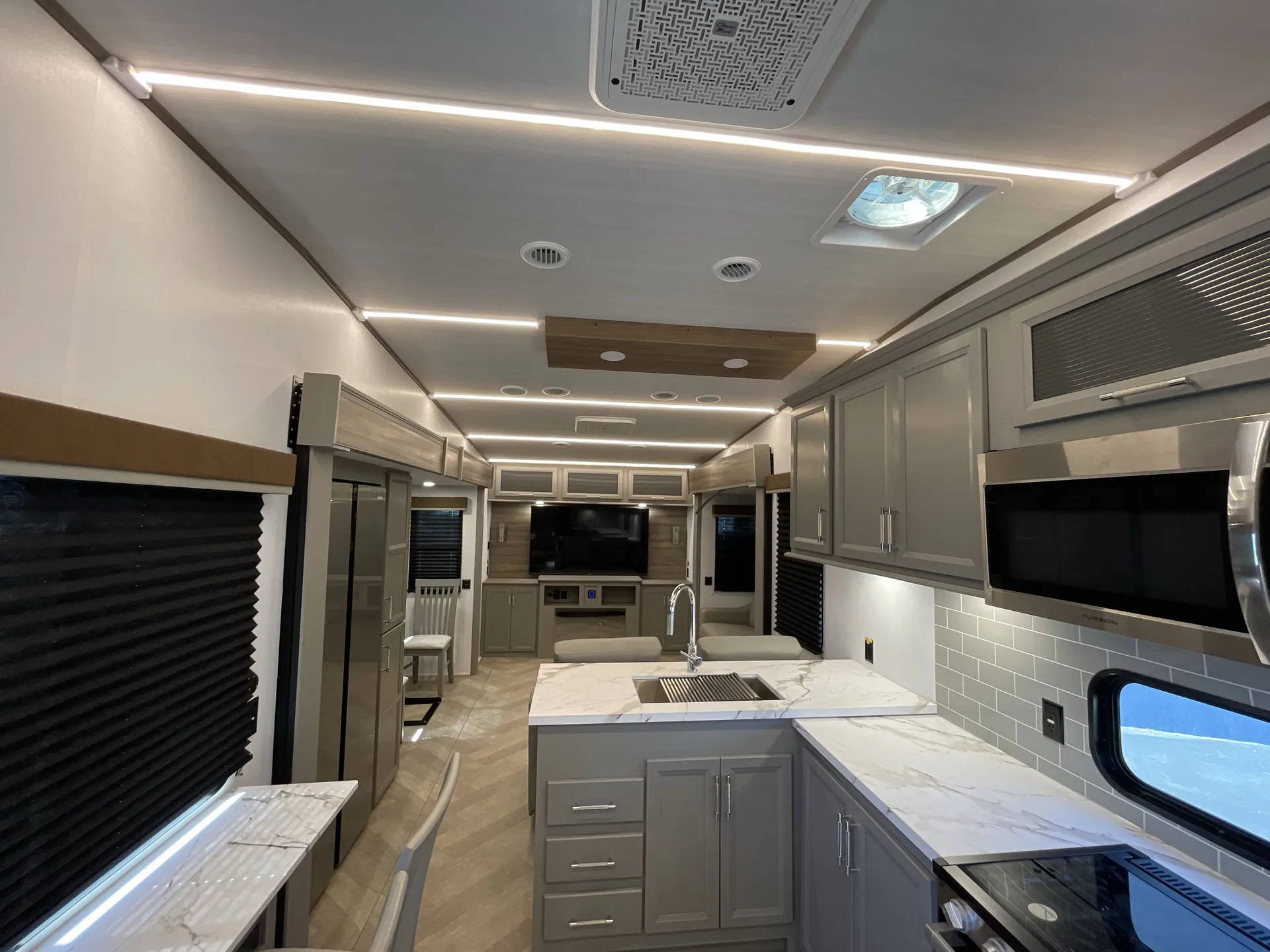 2025 Keystone Sprinter 3520RDS — living area main