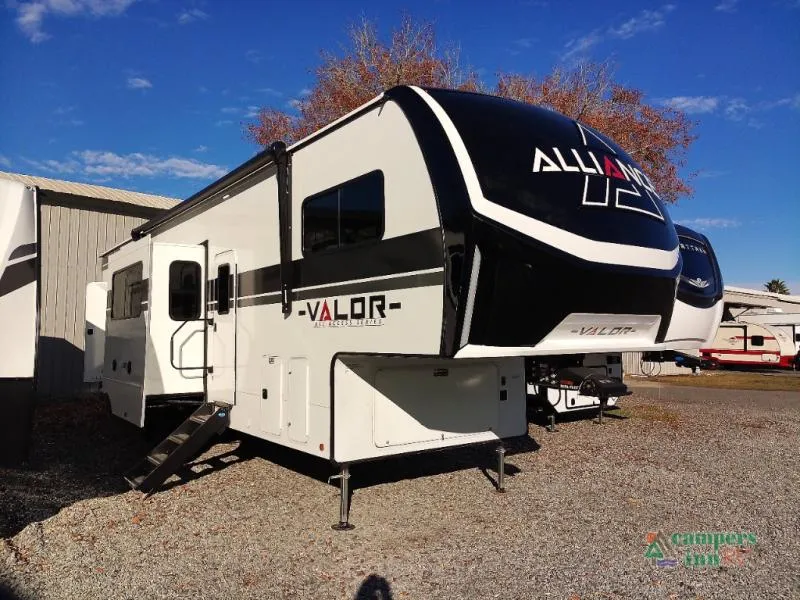 2026 Alliance RV Valor 35A14 - Photo 2