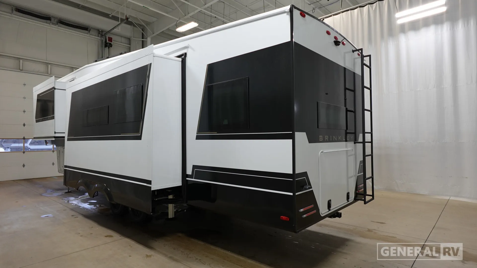 2026 Brinkley Model Z 3110 - Photo 4