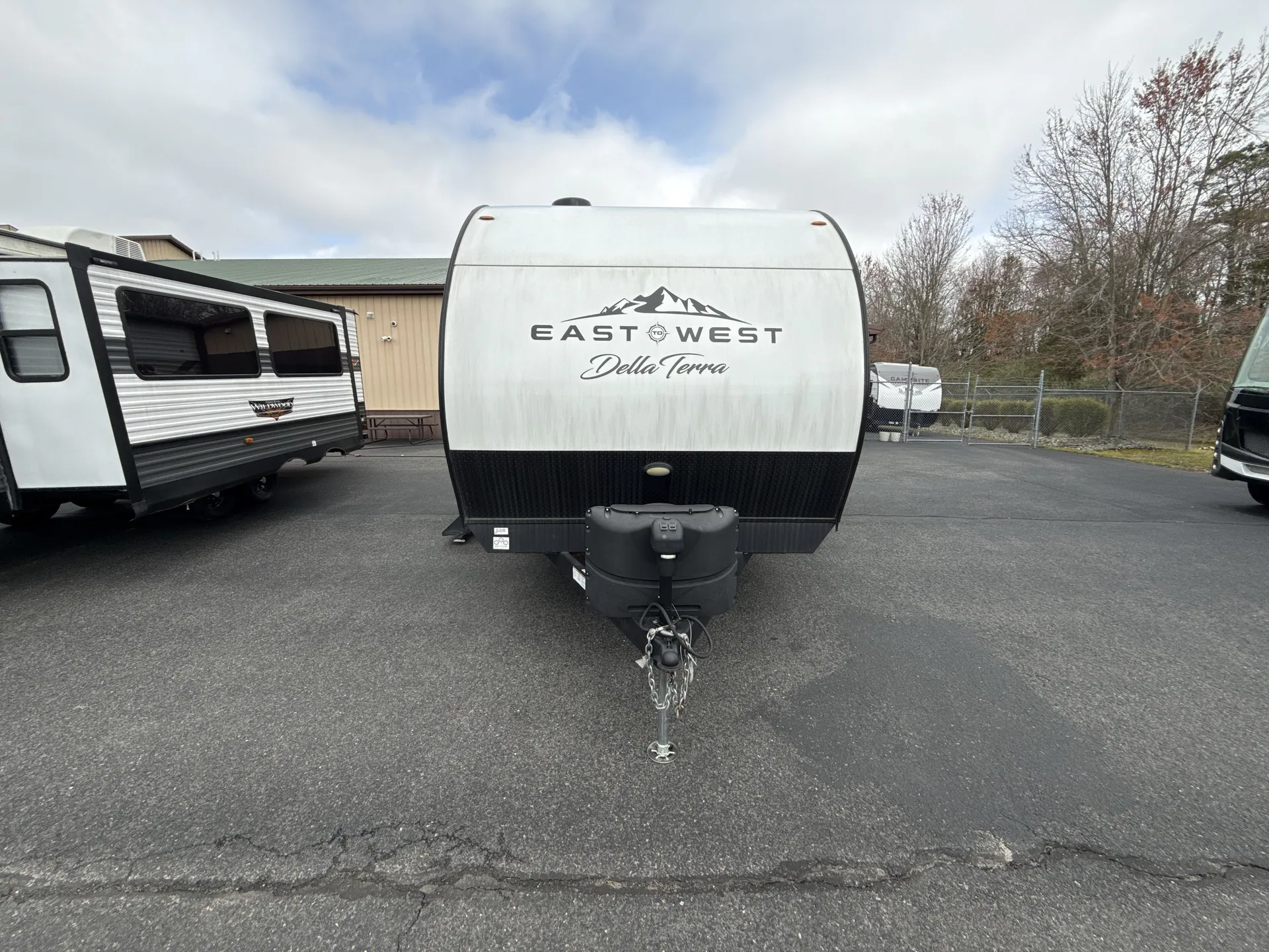 2023 East to West Della Terra 180MB - Photo 2