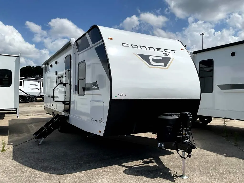 2027 KZ RV Connect C241BHSKE - Photo 2