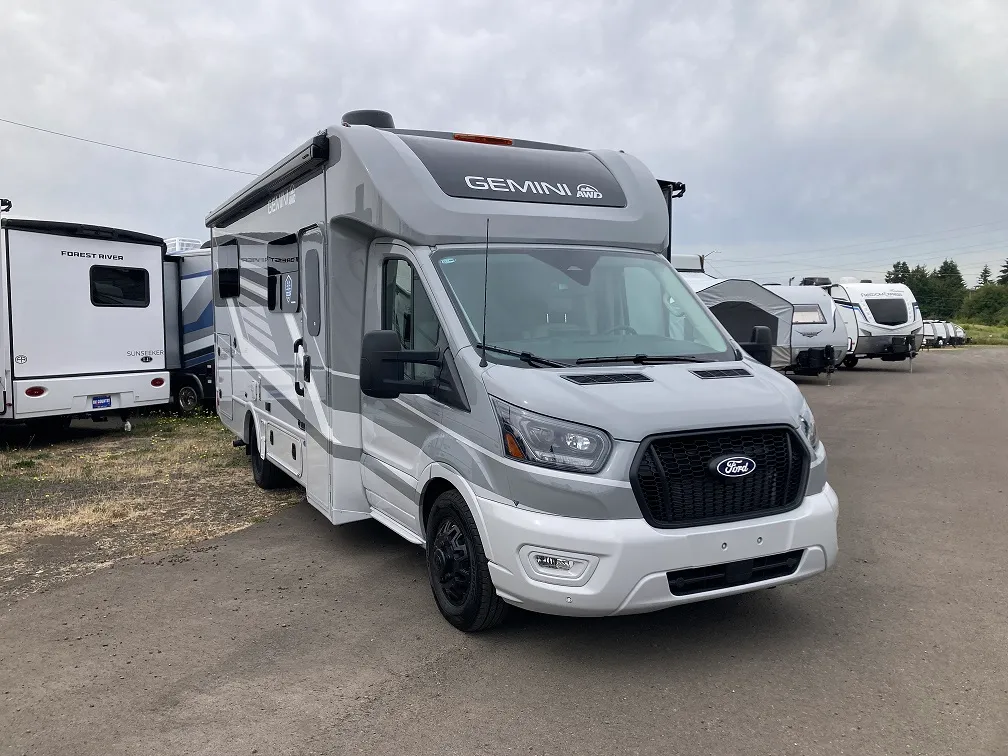 2027 Thor Motor Coach Gemini AWD 24KB - Photo 2