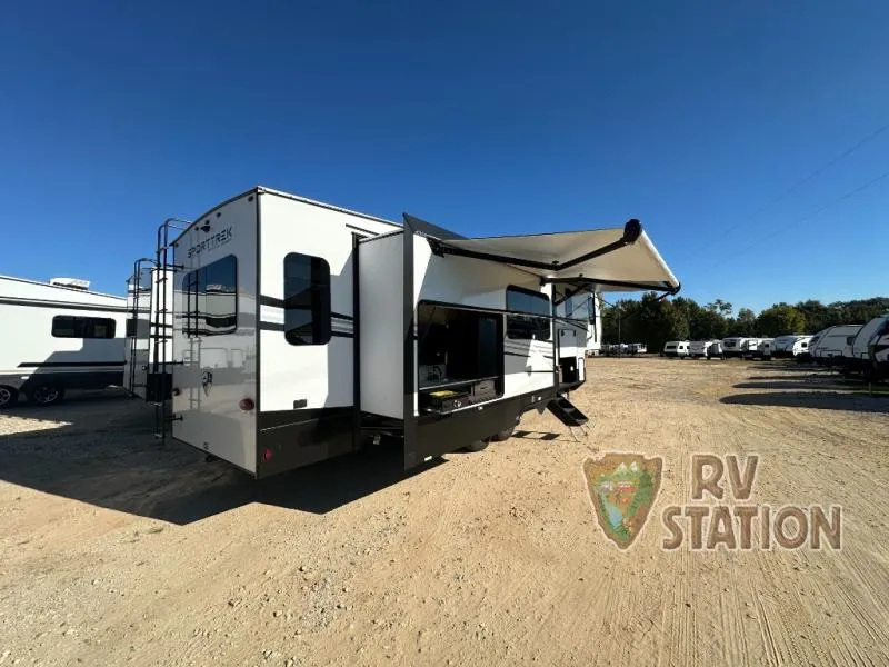 2026 Venture RV SportTrek Touring Edition 353VIK - Photo 4