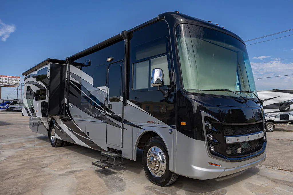 2020 Entegra Coach Emblem 36T - Photo 3