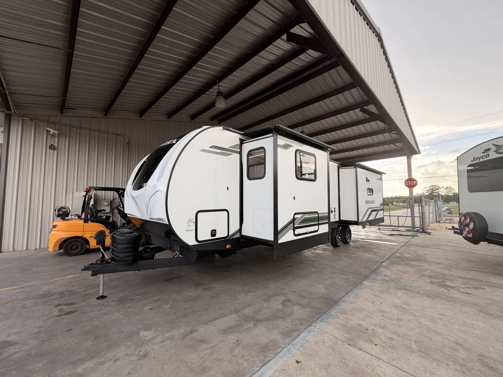 2025 Heartland Eddie Bauer 3311RL - Photo 2