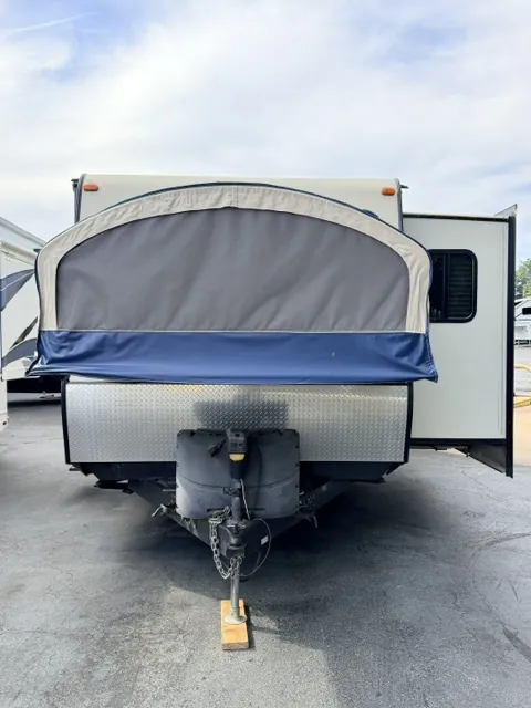 2016 Coachmen Freedom Express Ultra Lite 23 TQX - Photo 3