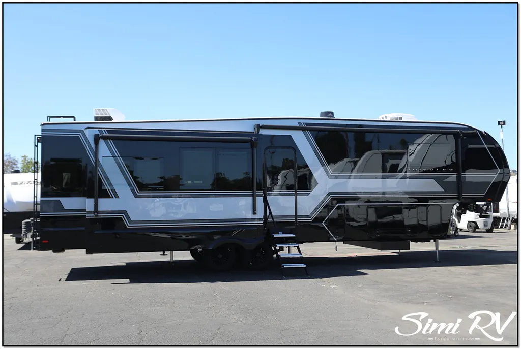 2026 Brinkley Model Z 3600, Photos photo 60