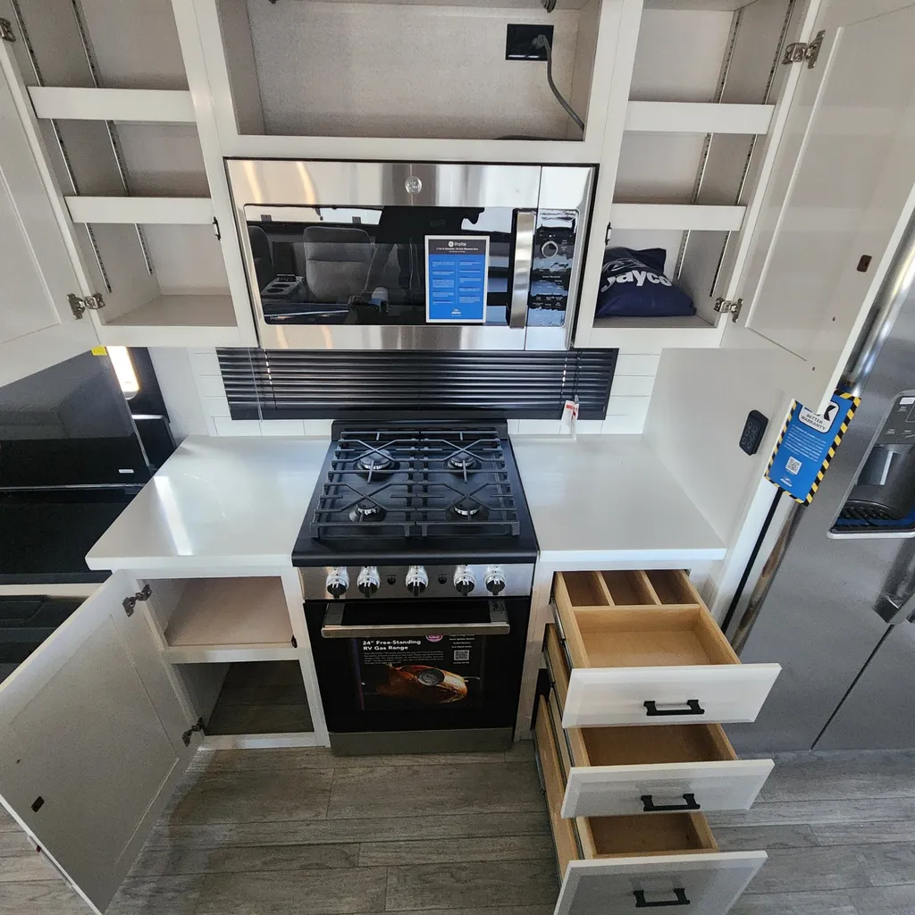 2026 Jayco Pinnacle 36FBTS, Photos photo 28