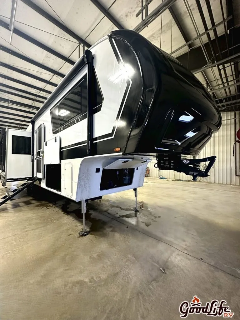 2026 Brinkley Model Z 3100 - Photo 2