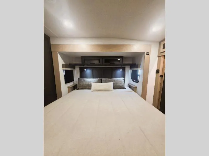 2026 Forest River Rockwood Signature R361RLS, Photos photo 20