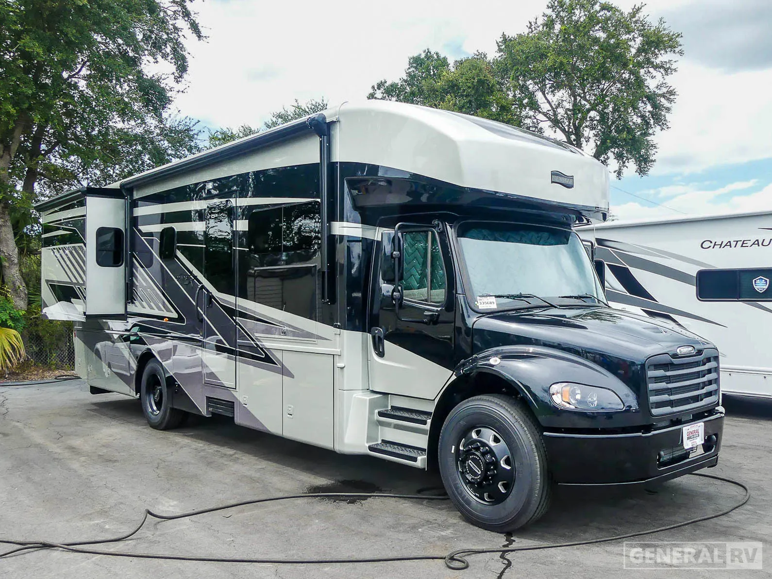 2026 Newmar Grand Star 3444 - Photo 2