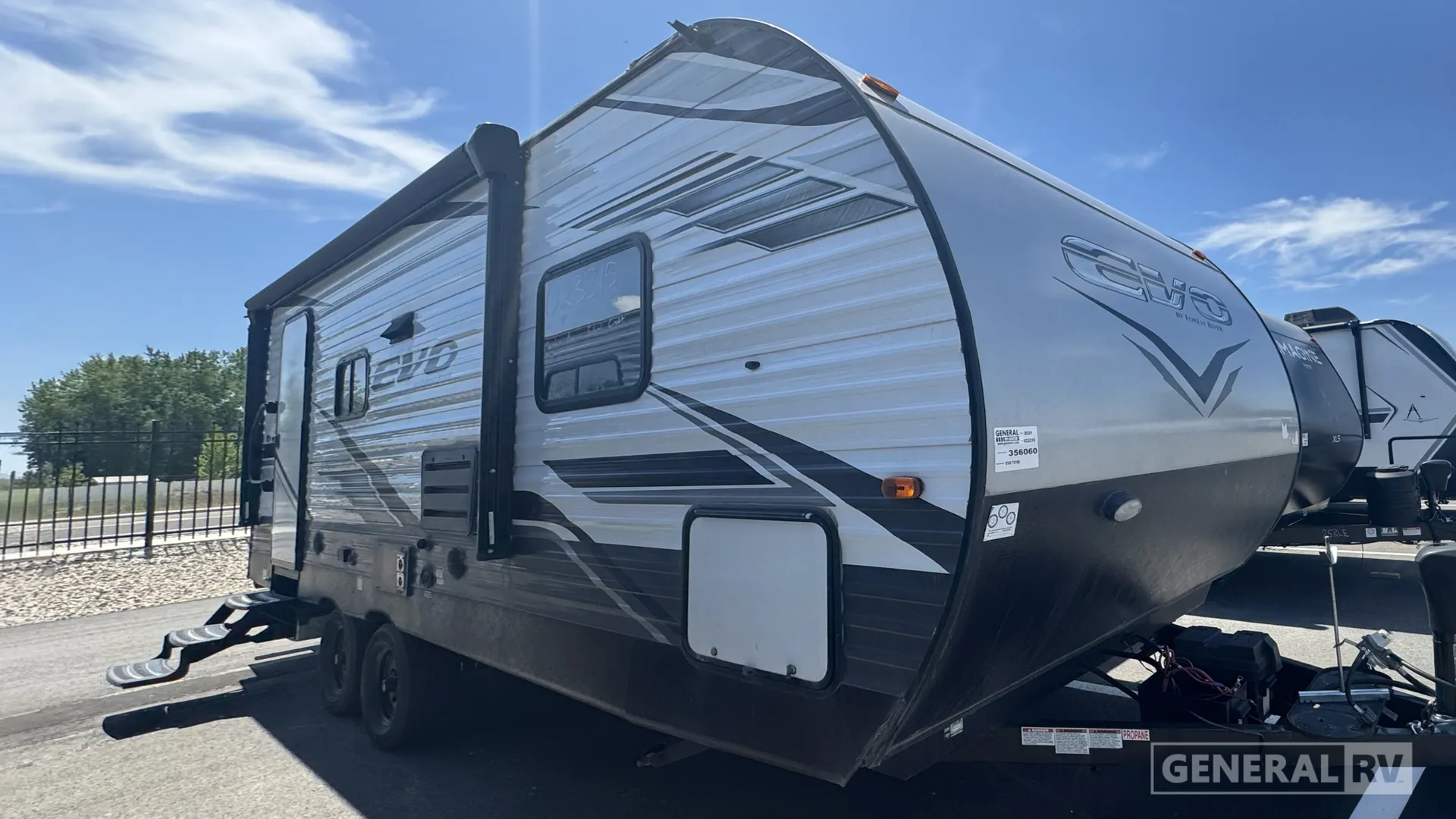 2021 Forest River EVO T2160 - Photo 2