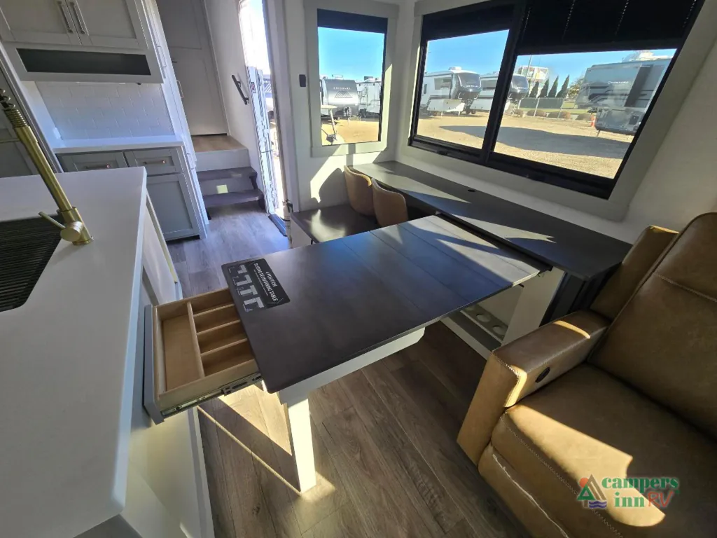 2026 Brinkley Model Z 3600, Photos photo 31