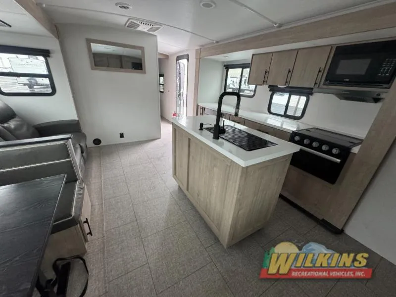 2025 Grand Design Imagine 2670MK - Photo 3