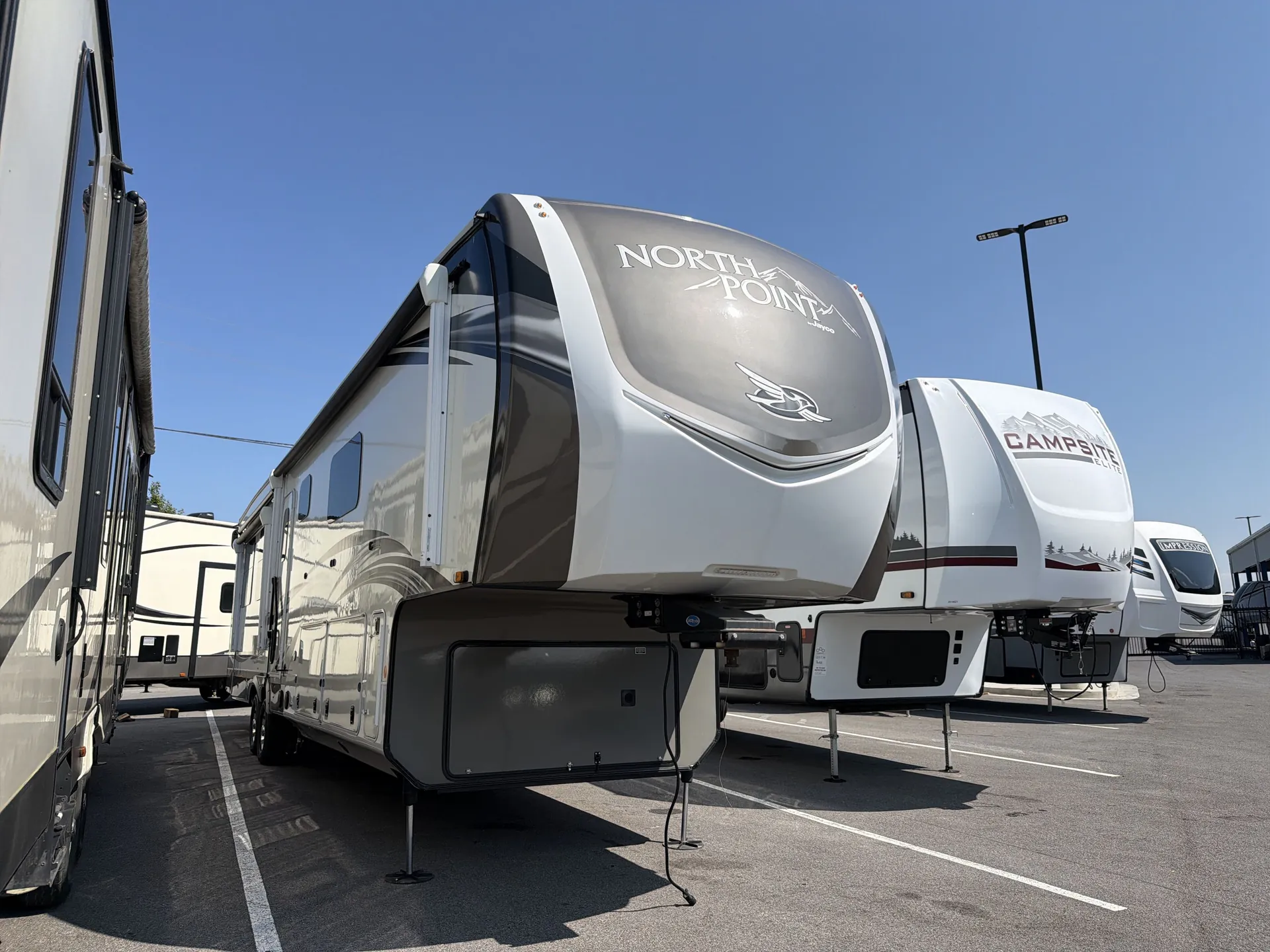2021 Jayco North Point 387FBTS - Photo 2