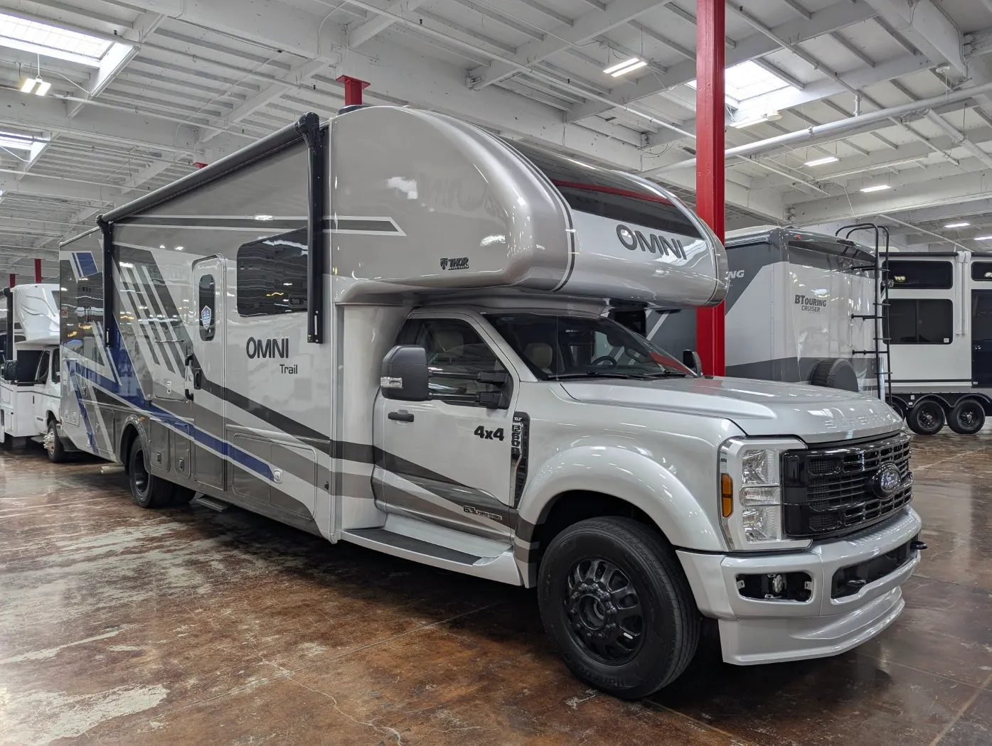 2026 Thor Motor Coach Omni Trail L35 - Photo 2