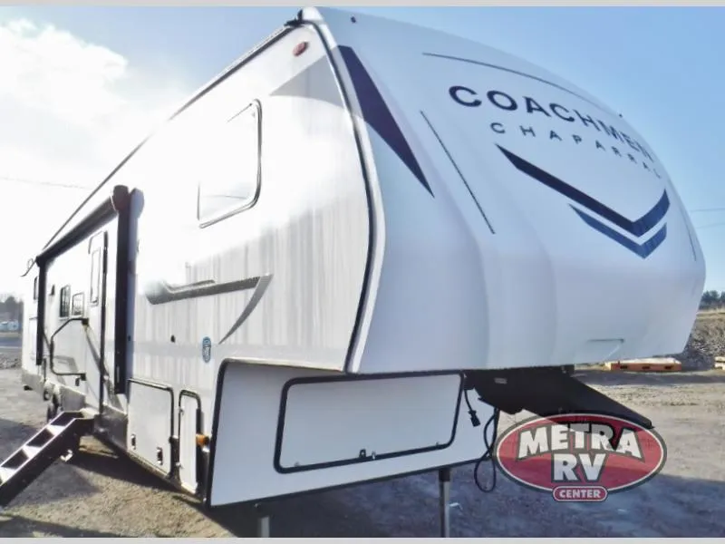 2025 Coachmen Chaparral Lite 368TBH - Photo 3