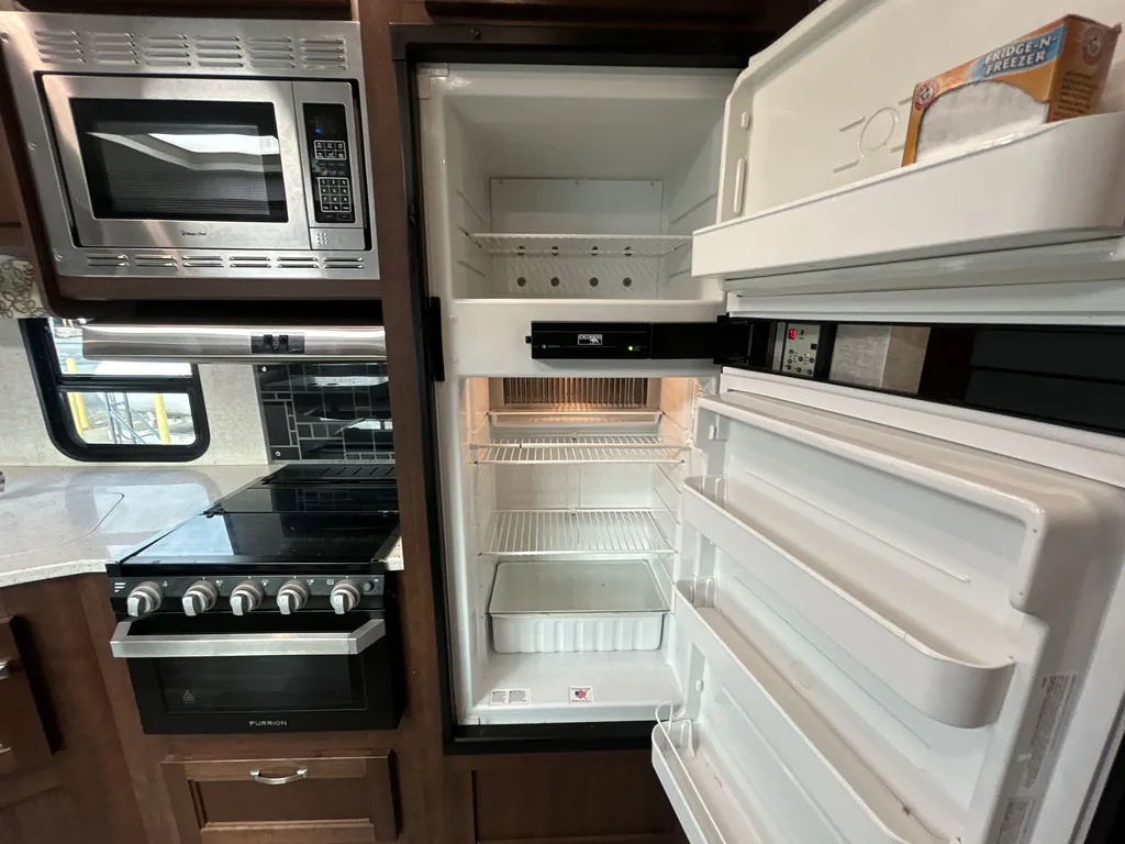 2018 Forest River Forester 2421MS, Photos photo 9