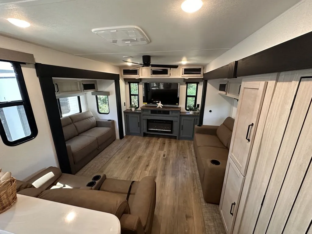 2026 Forest River Puma Vista 38DEN — Photo 6