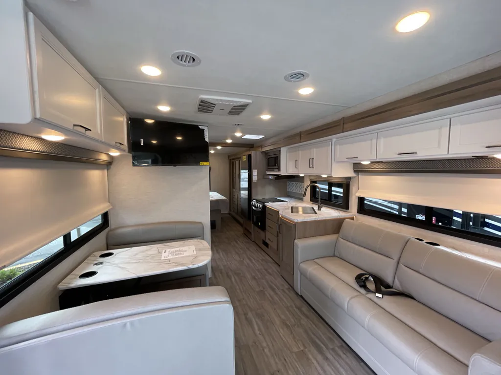 2026 Thor Motor Coach Freedom Traveler A29, Photos photo 2