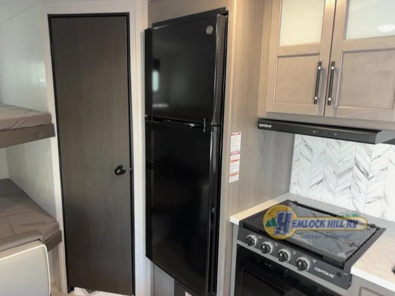 2025 Keystone RV Hideout Sport Double Axle 240BH - Photo 4