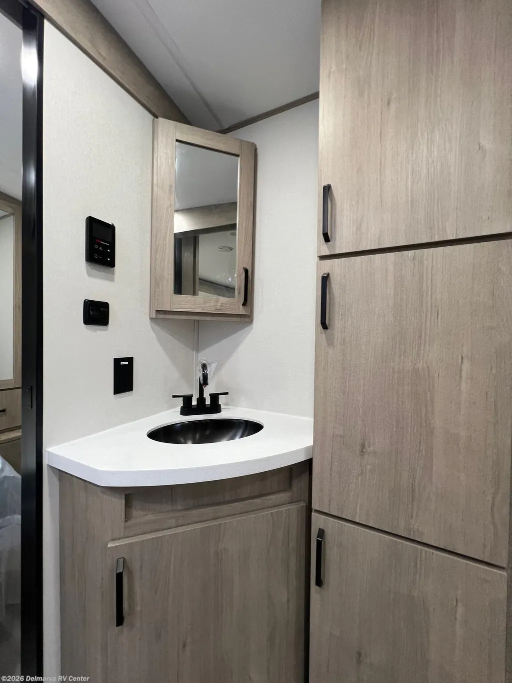 2026 Grand Design Imagine 3210BH, Photos photo 13