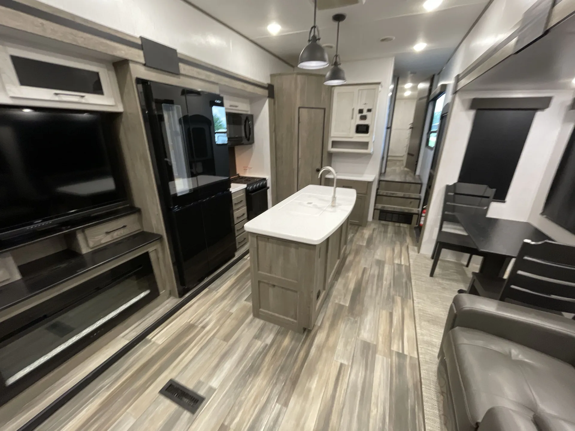 2021 Heartland Milestone 326RL — living area main