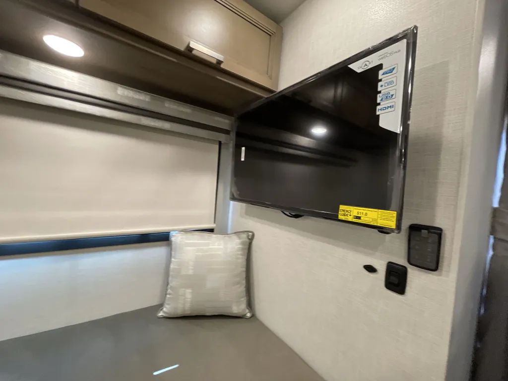 2026 Thor Motor Coach Axis 26.2, Photos photo 31