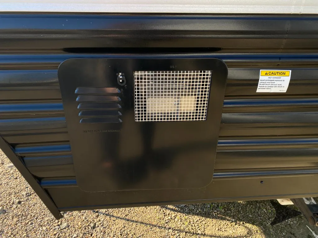 2022 Forest River Cherokee Grey Wolf 24JS, Photos photo 3