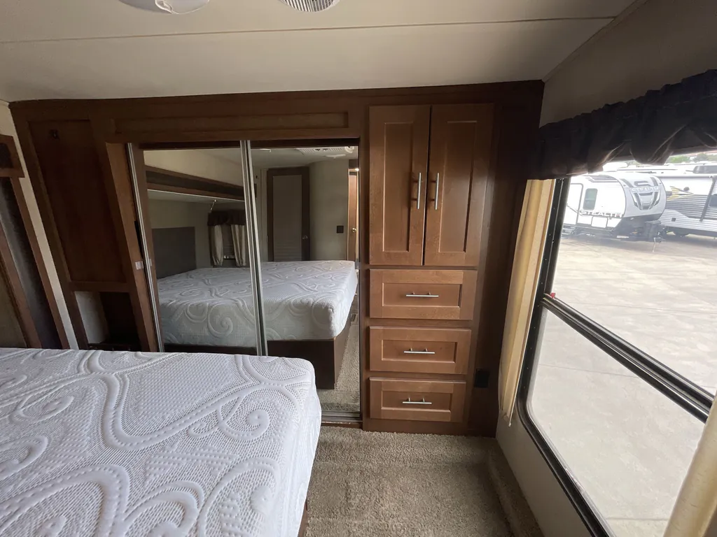 2017 Forest River Wildcat Maxx 317RL, Photos photo 14