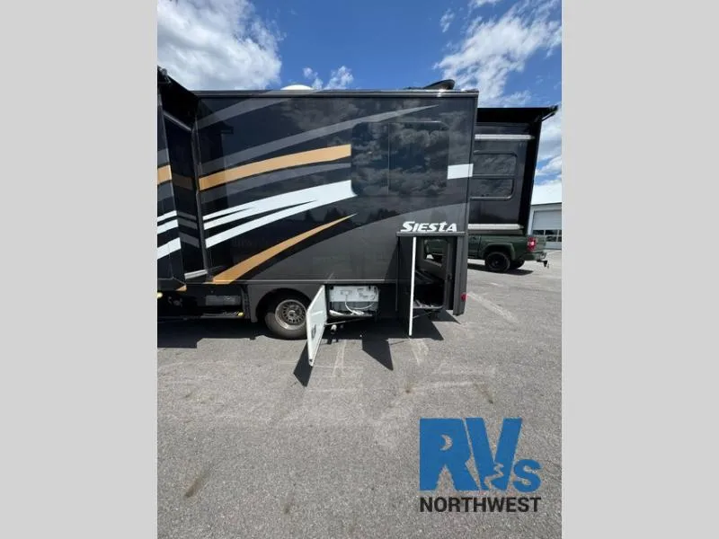 2016 Thor Motor Coach Siesta Sprinter 24SR - Photo 3