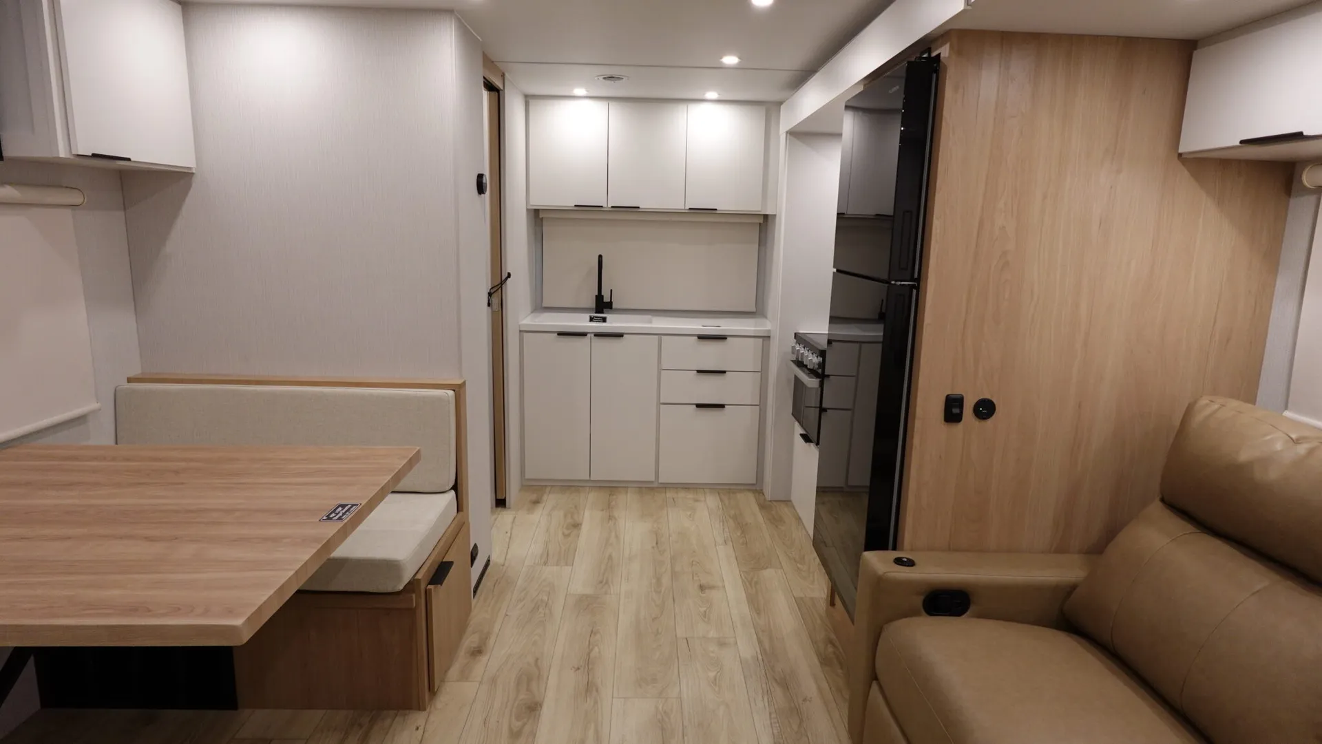2026 Winnebago Thrive 22MLS - Photo 3