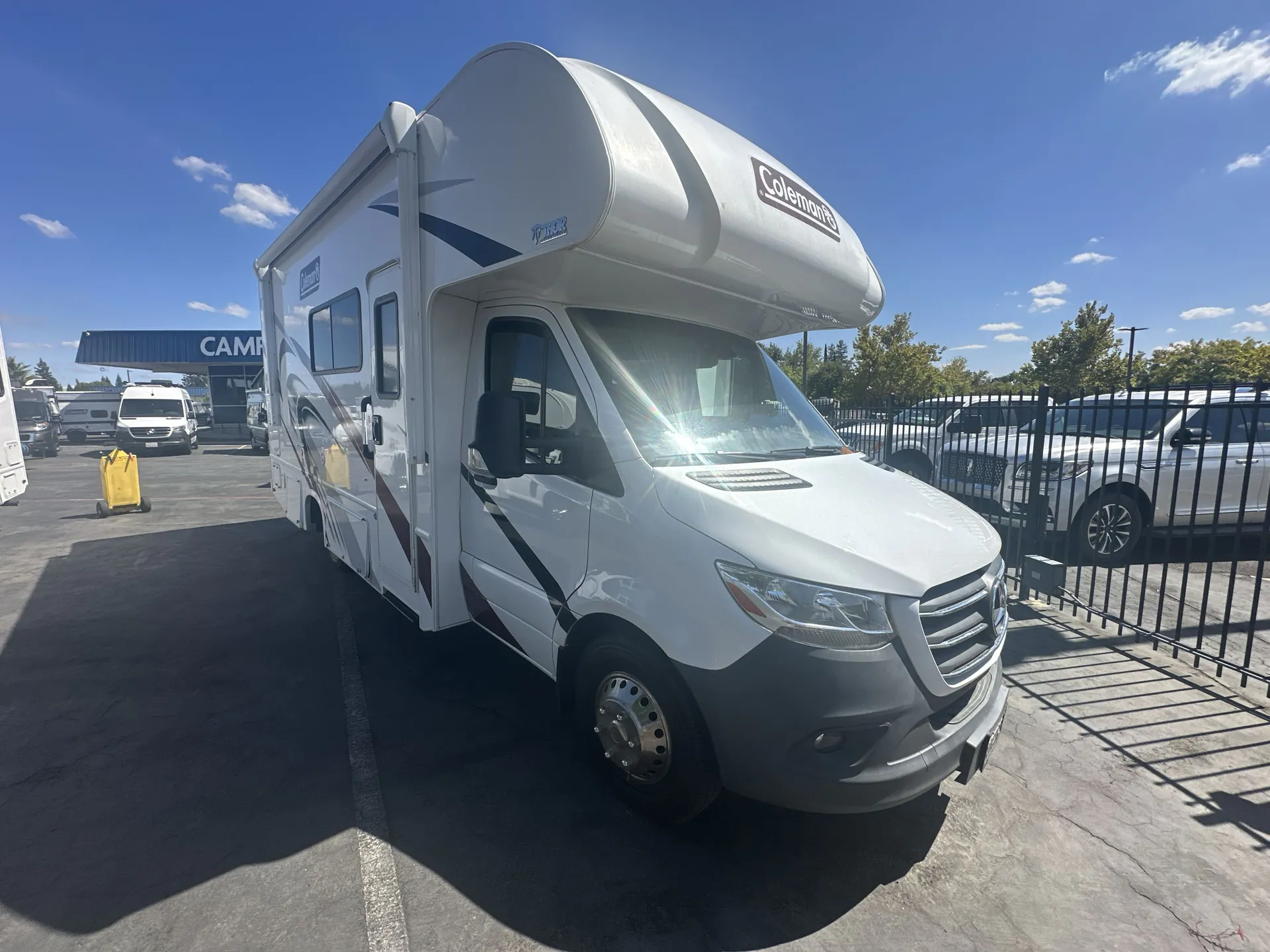 2024 Thor Motor Coach Coleman 24CL - Photo 2