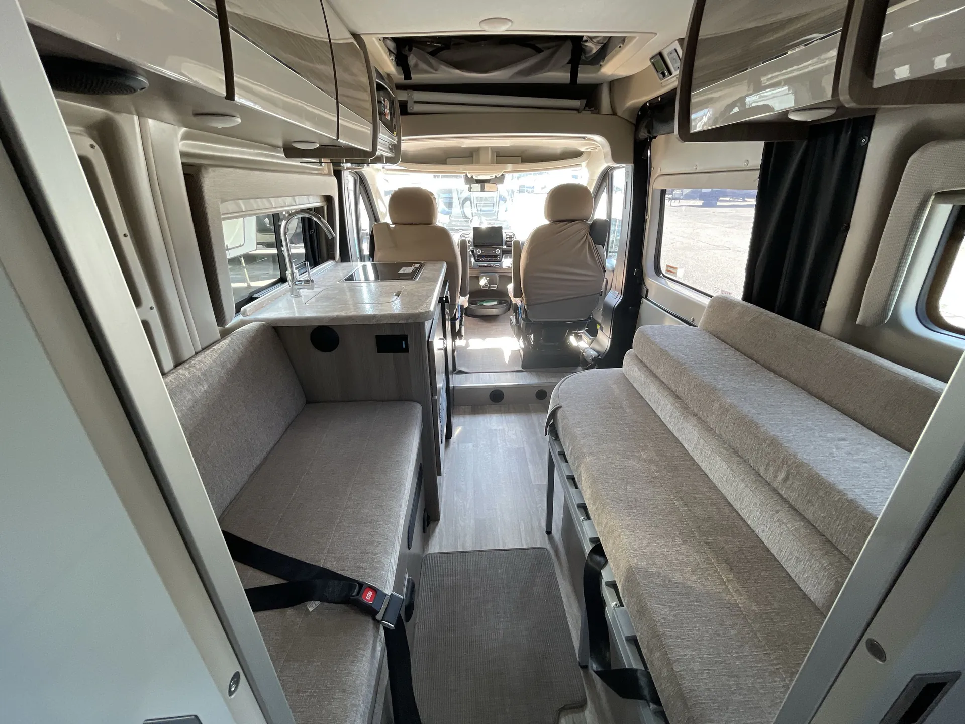 2024 Thor Motor Coach Scope 18G — living area main