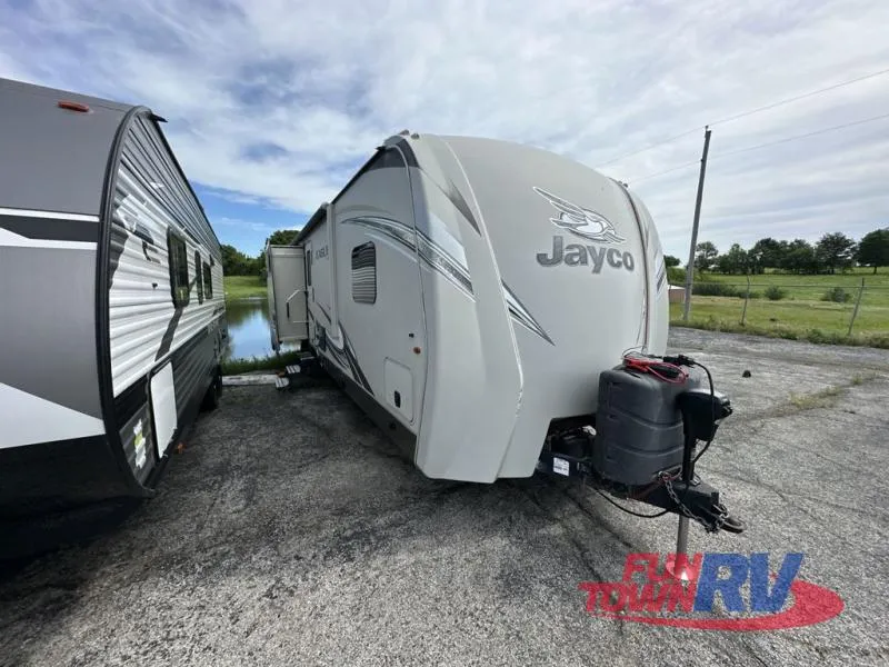 2017 Jayco Eagle HT 324BHTS - Photo 2