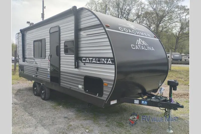 2026 Coachmen Catalina Summit Series 8 211BH - Photo 2