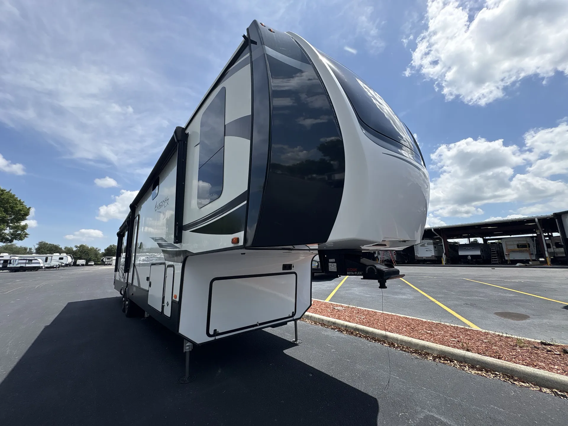 2022 Forest River Cardinal Luxury 380RLX