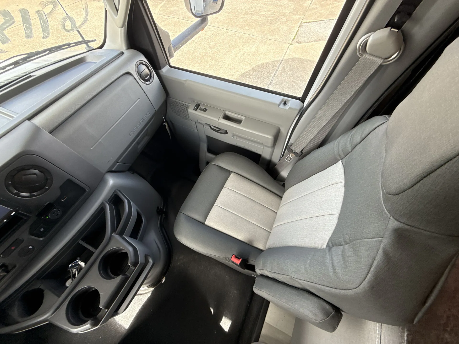 2026 Forest River Sunseeker 3050S — backside
